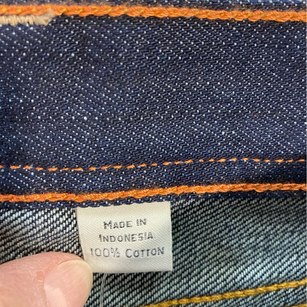 J Crew, Men's Straight Leg, dark blue Jeans. Size, 38X32 - Picture 7 of 9